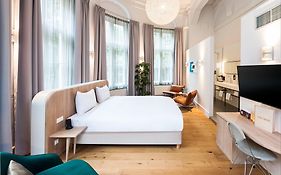 Hotel Arena  4*